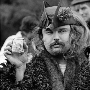 Meet your Posher, Devon